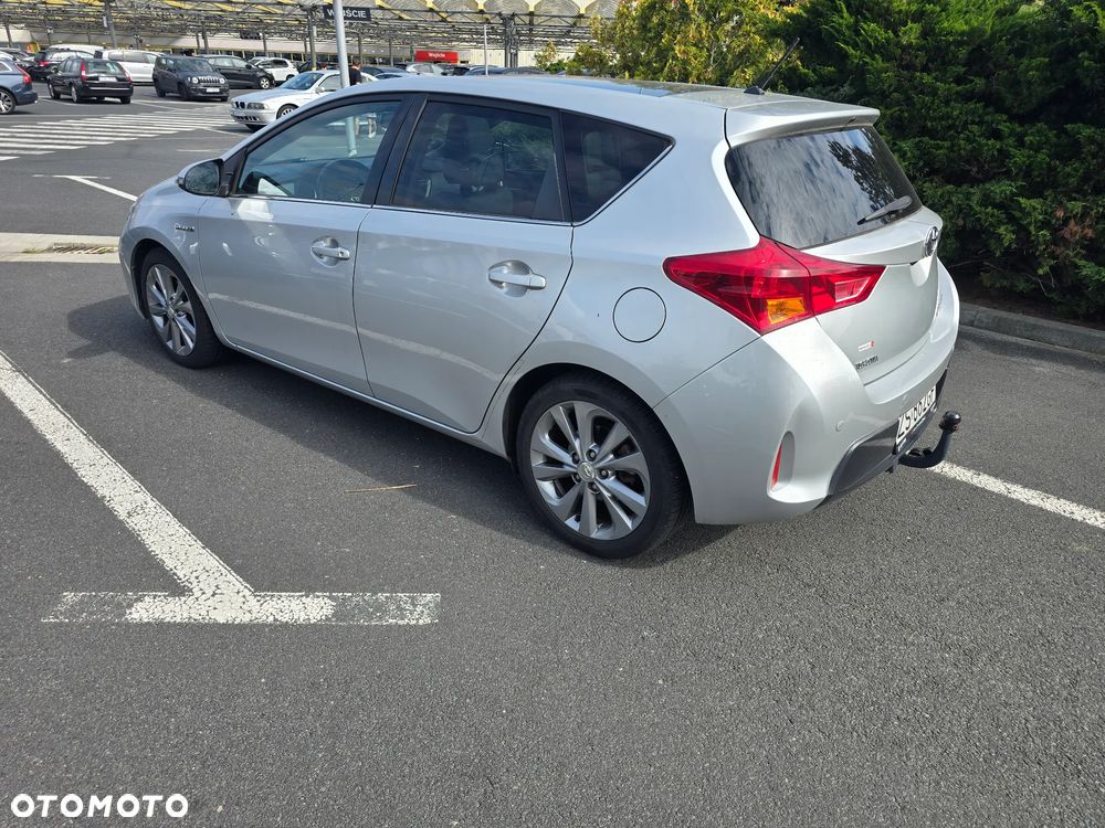 Toyota Auris - 5