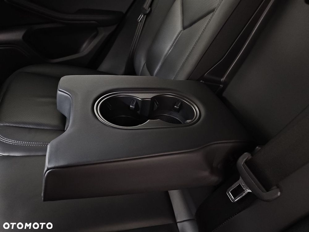 Porsche Macan Standard - 35