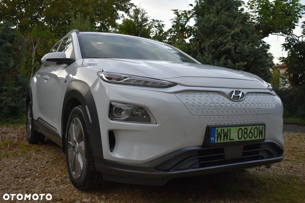 Hyundai Kona 64kWh Premium - 4