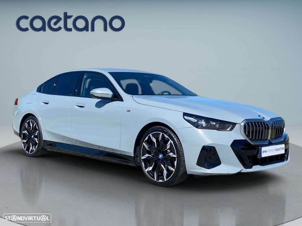 BMW i5 eDrive40 - 29