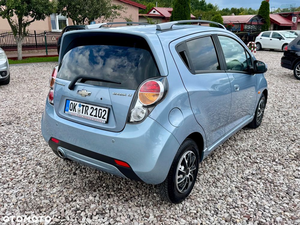 Chevrolet Spark - 18