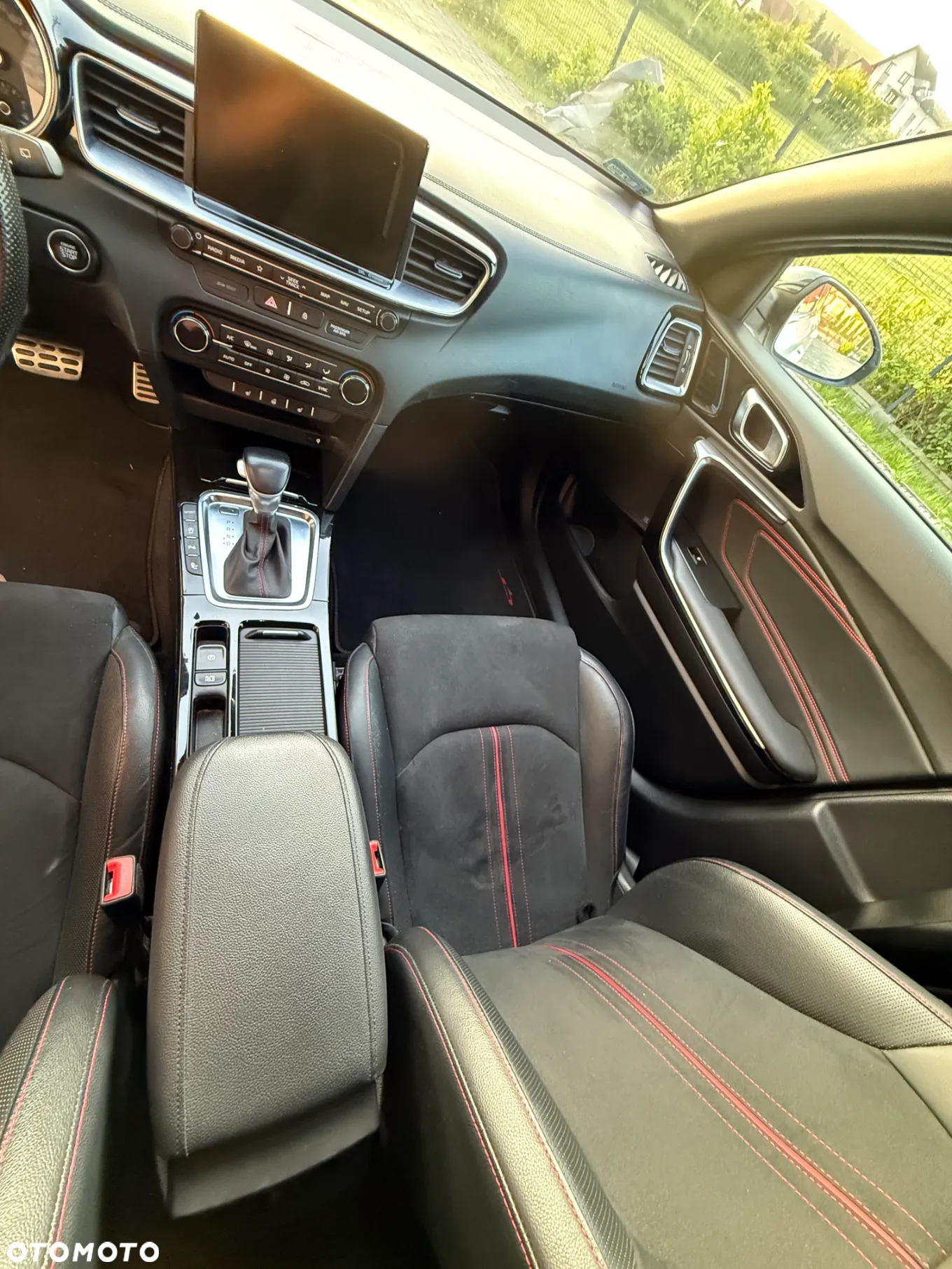 Kia ProCeed 1.6 T-GDI GT DCT - 9
