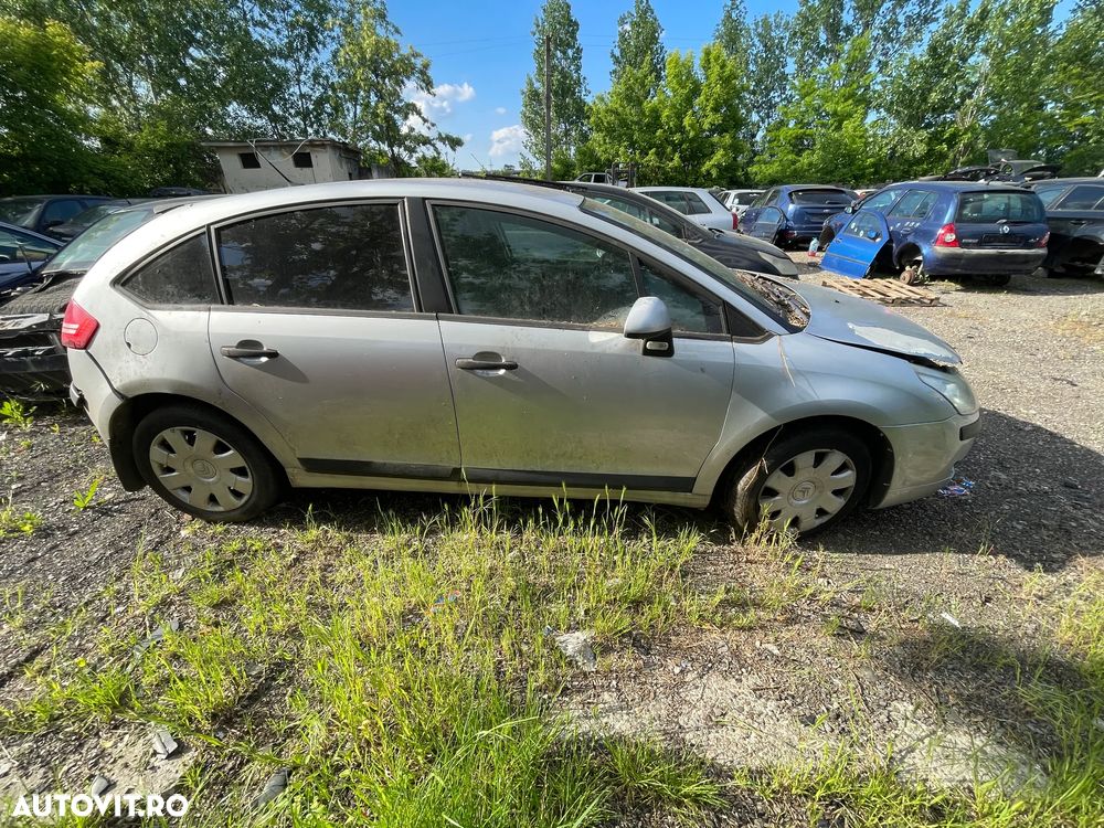 Dezmembrez Citroen C4 I Hatchback 1.6 HDi 9HZ 16V 109 CP Gri ab 2007 - 6
