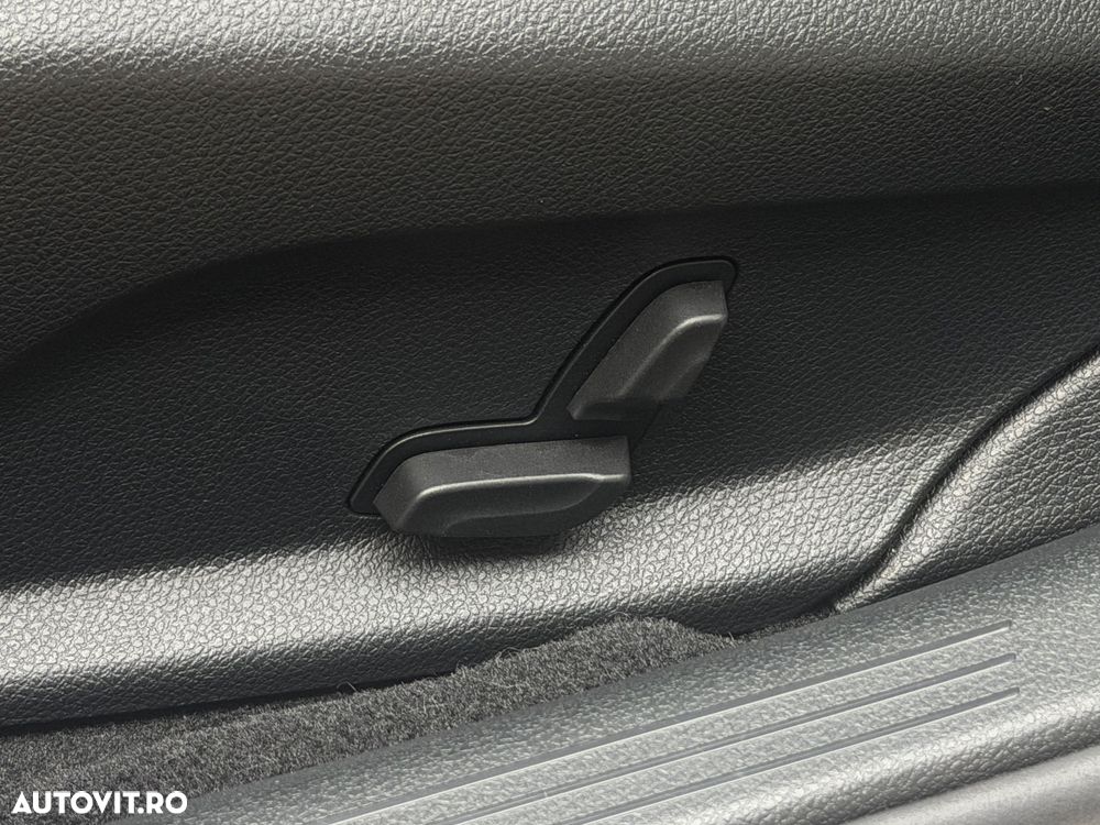 Mercedes-Benz C 220 d 4Matic 9G-TRONIC AMG Line - 23