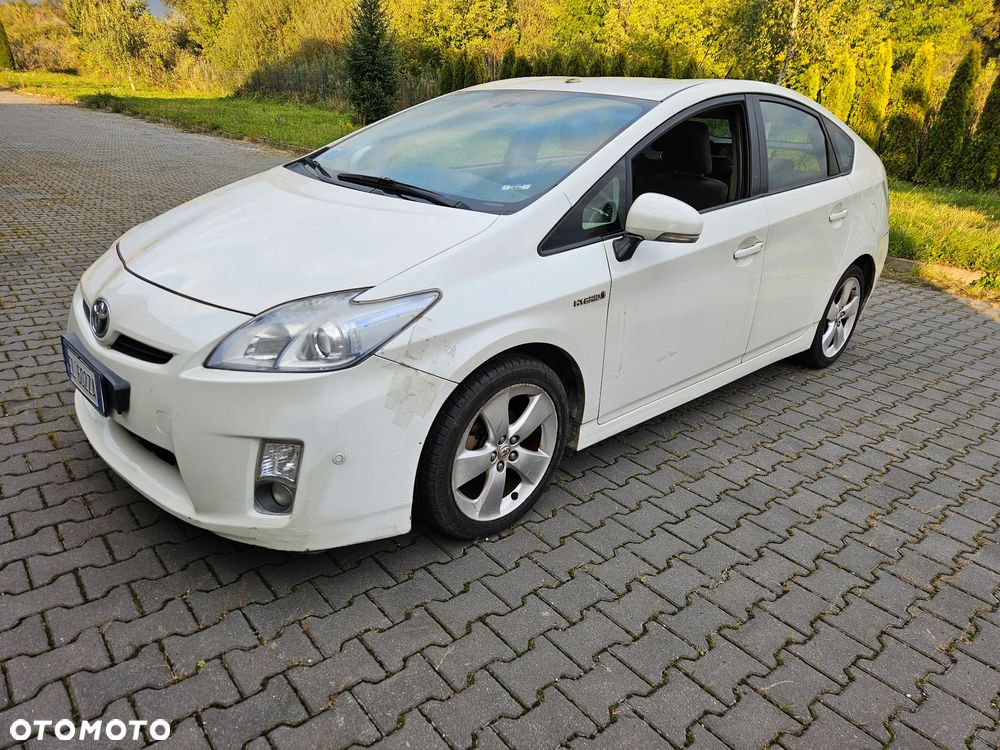 Toyota Prius 1.8 Hybrid Premium - 1