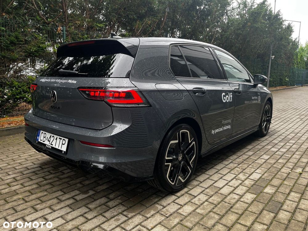 Volkswagen Golf 1.5 eTSI mHEV R-Line Plus DSG - 8