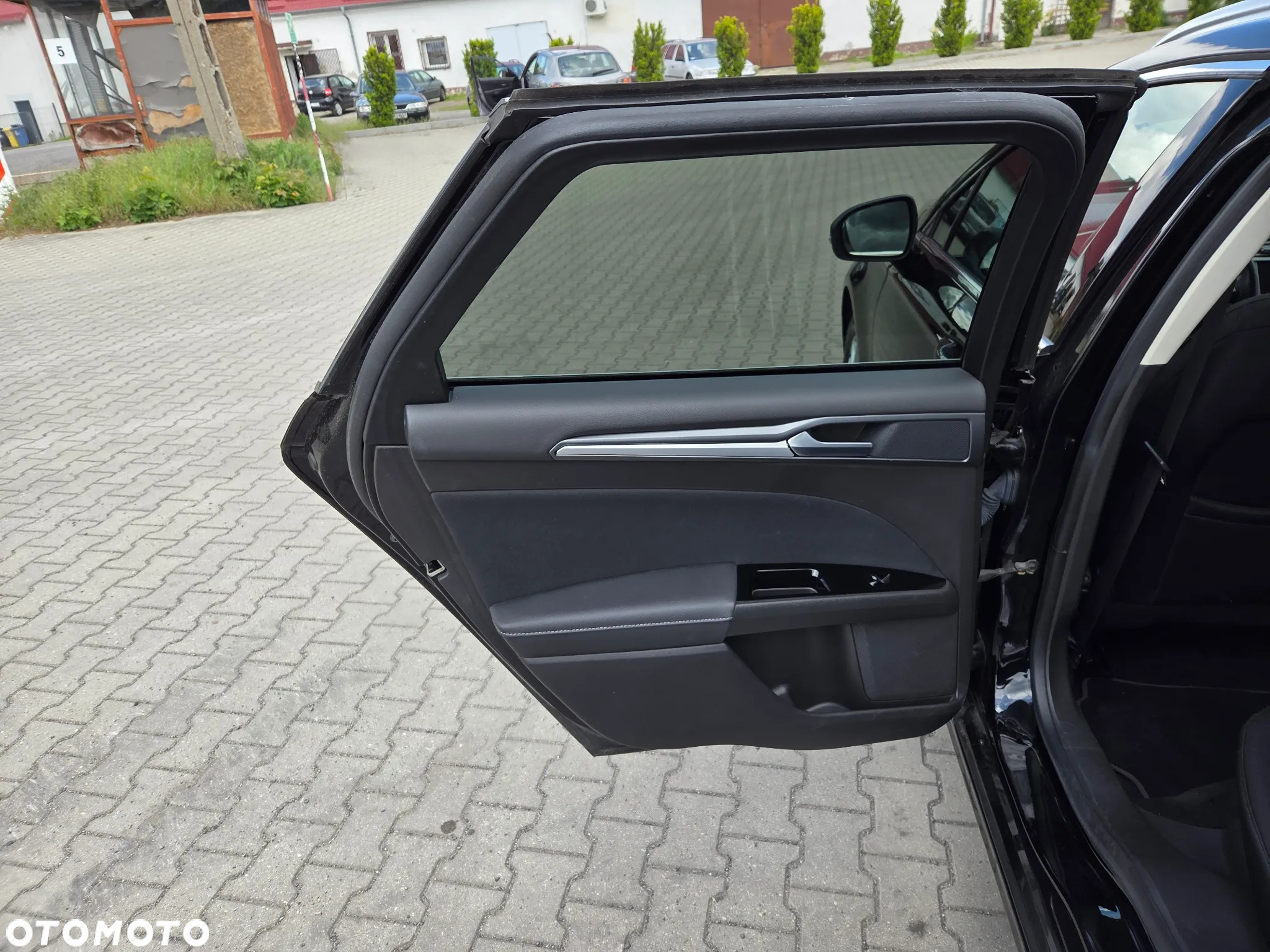 Ford Mondeo 2.0 TDCi Trend - 31