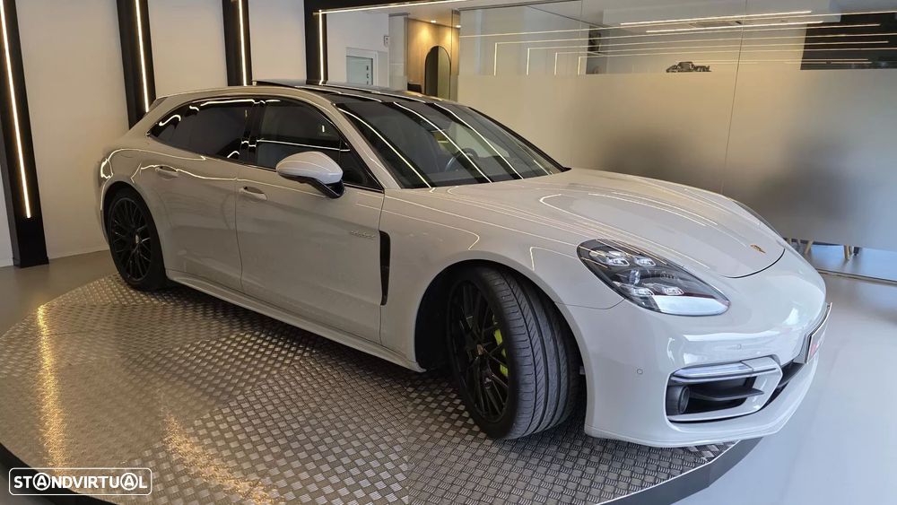 Porsche Panamera Sport Turismo 4S E-Hybrid - 21