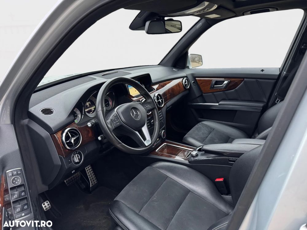 Mercedes-Benz GLK 220 CDI DPF 4Matic BlueEFFICIENCY 7G-TRONIC SPORT EDITION - 12