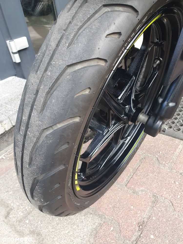 Kawasaki Ninja - 4