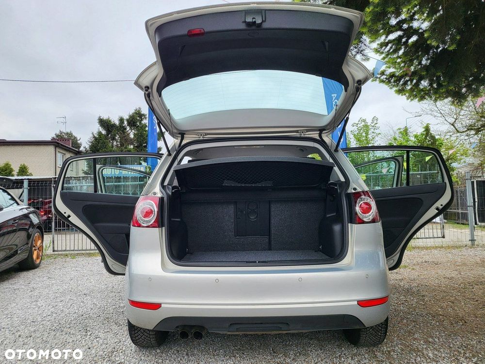 Volkswagen Golf Plus - 9