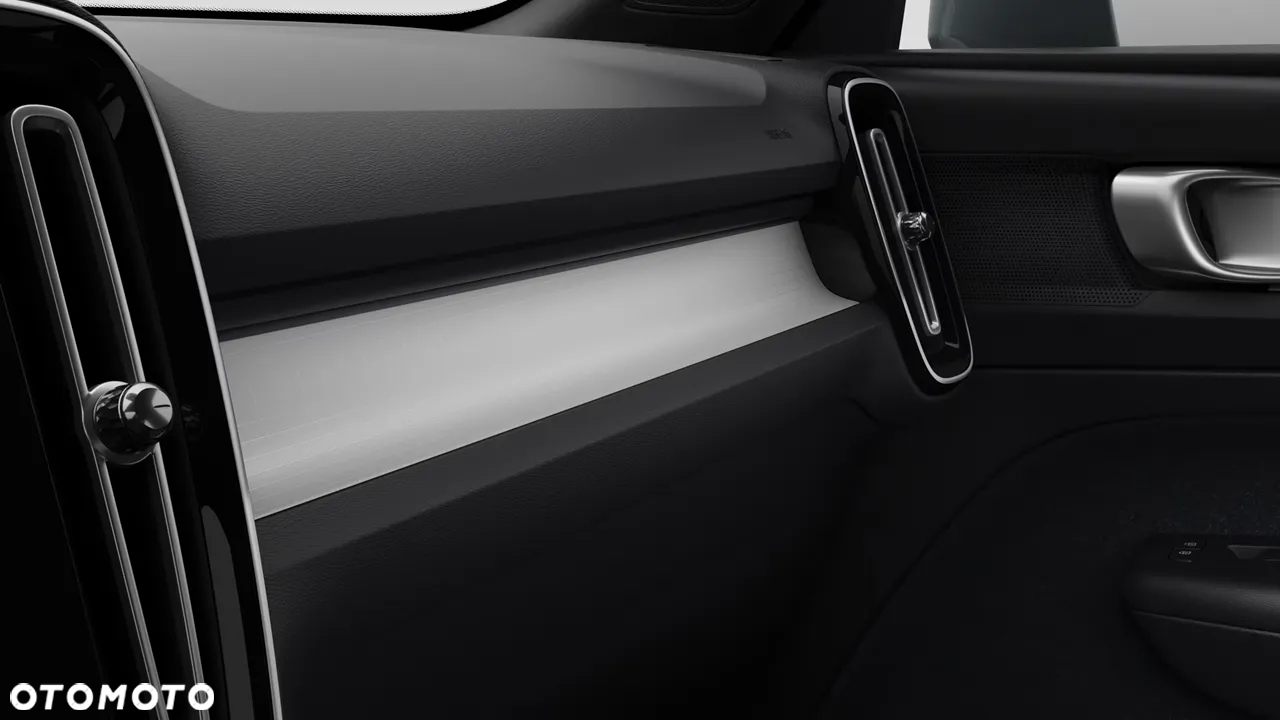 Volvo XC 40 B3 Core - 11