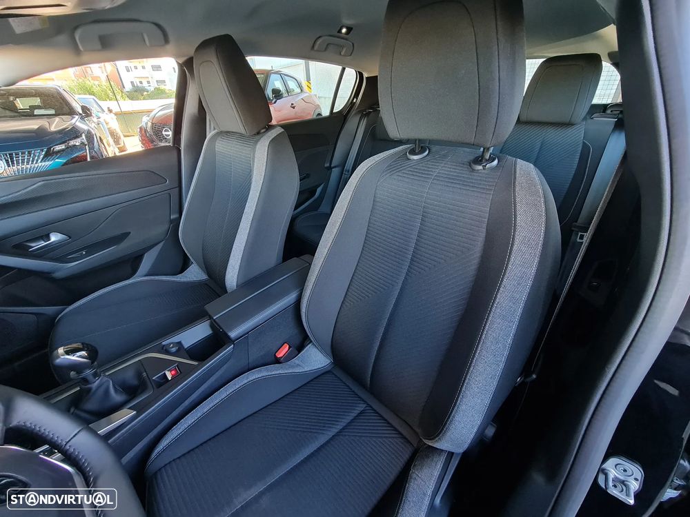 Peugeot 308 1.2 PureTech Active - 13