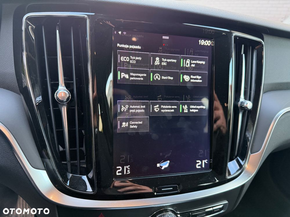 Volvo V60 ver-d3-summum - 24