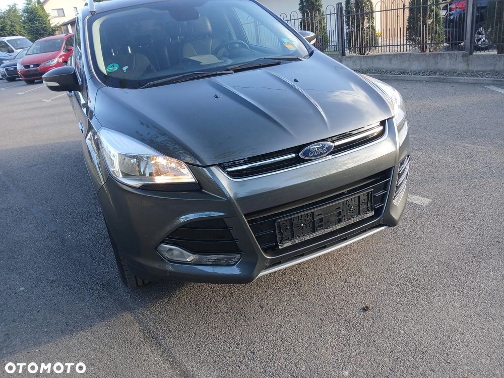 Ford Kuga 2.0 TDCi 2x4 Titanium - 3