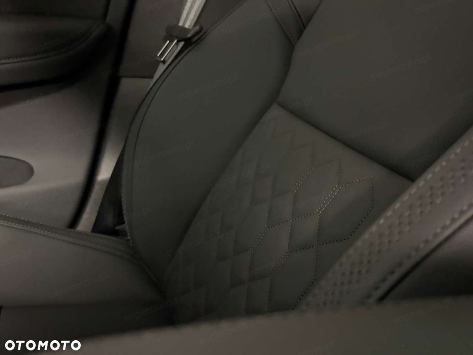 Volvo ES90 - 18
