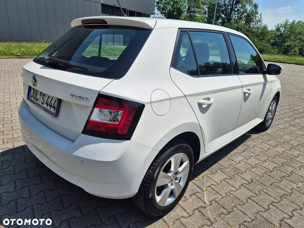 Skoda Fabia 1.2 TSI Monte Carlo - 5