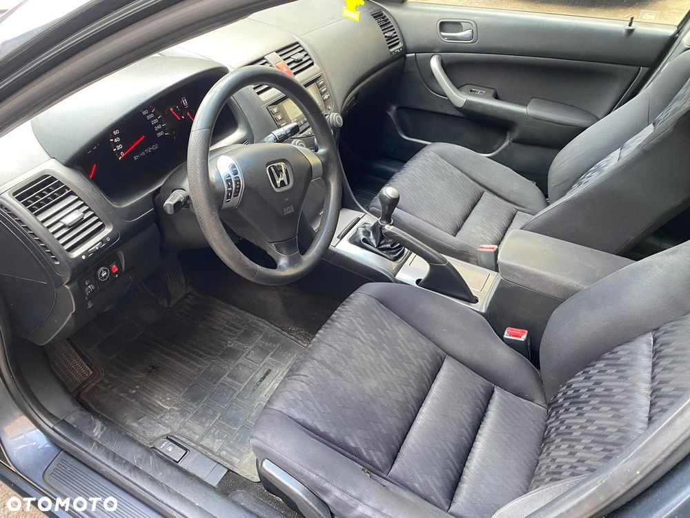 Honda Accord 2.0 Comfort - 2