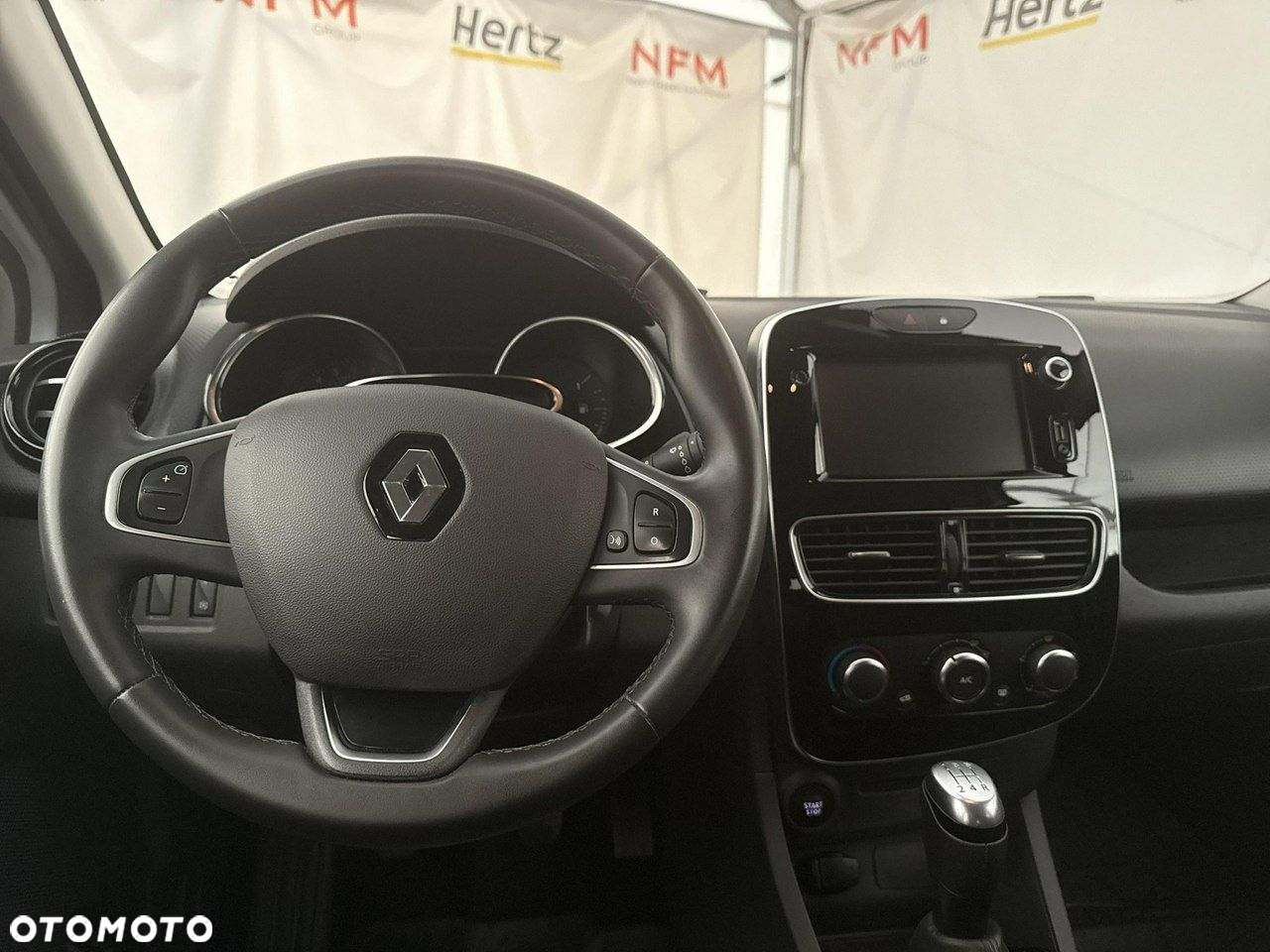 Renault Clio - 14