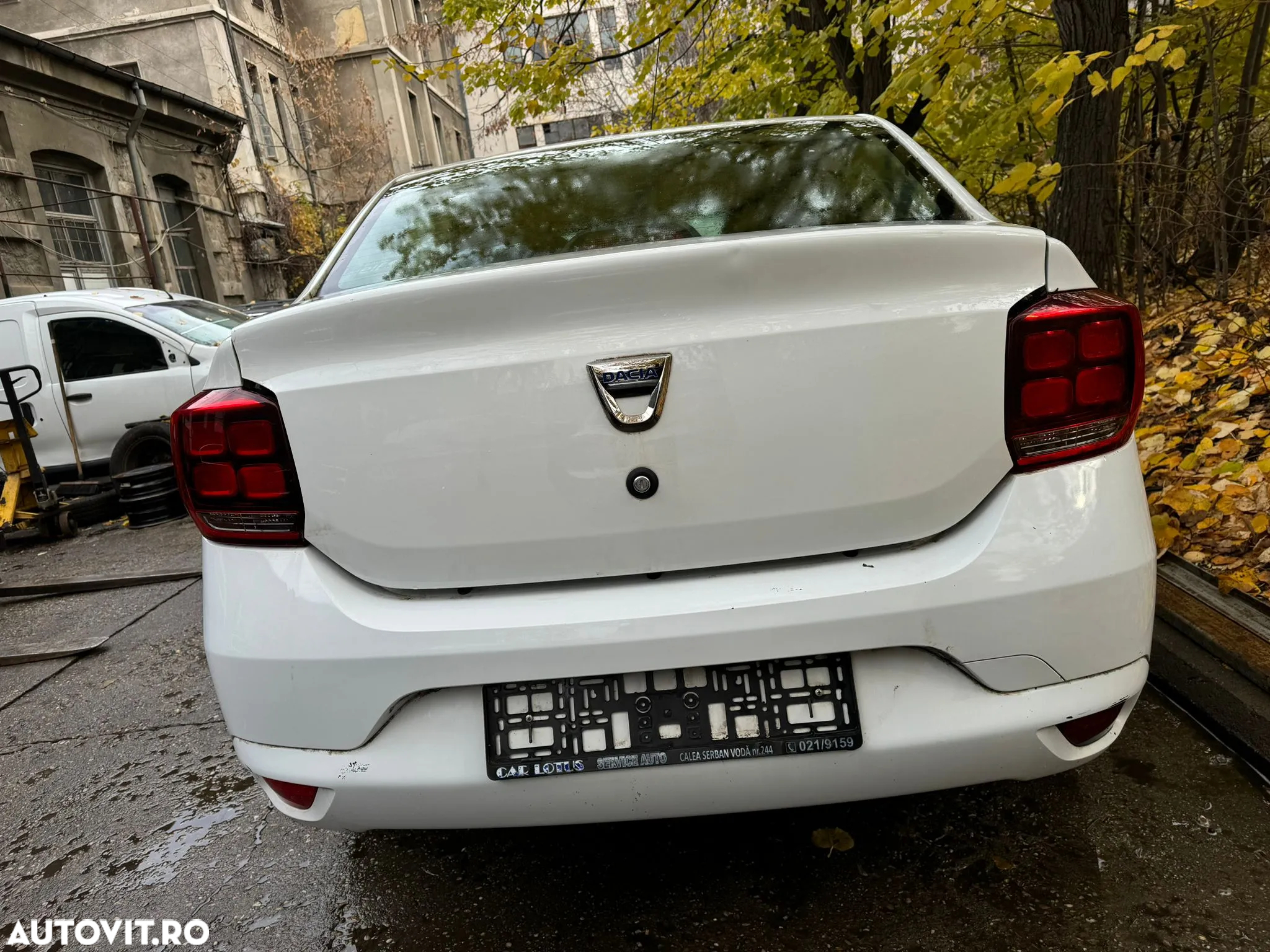 Stop stanga Dacia Logan Facelift - 2