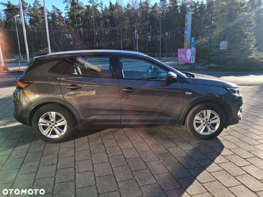Opel Grandland X 1.2 T GPF Enjoy S&S - 4