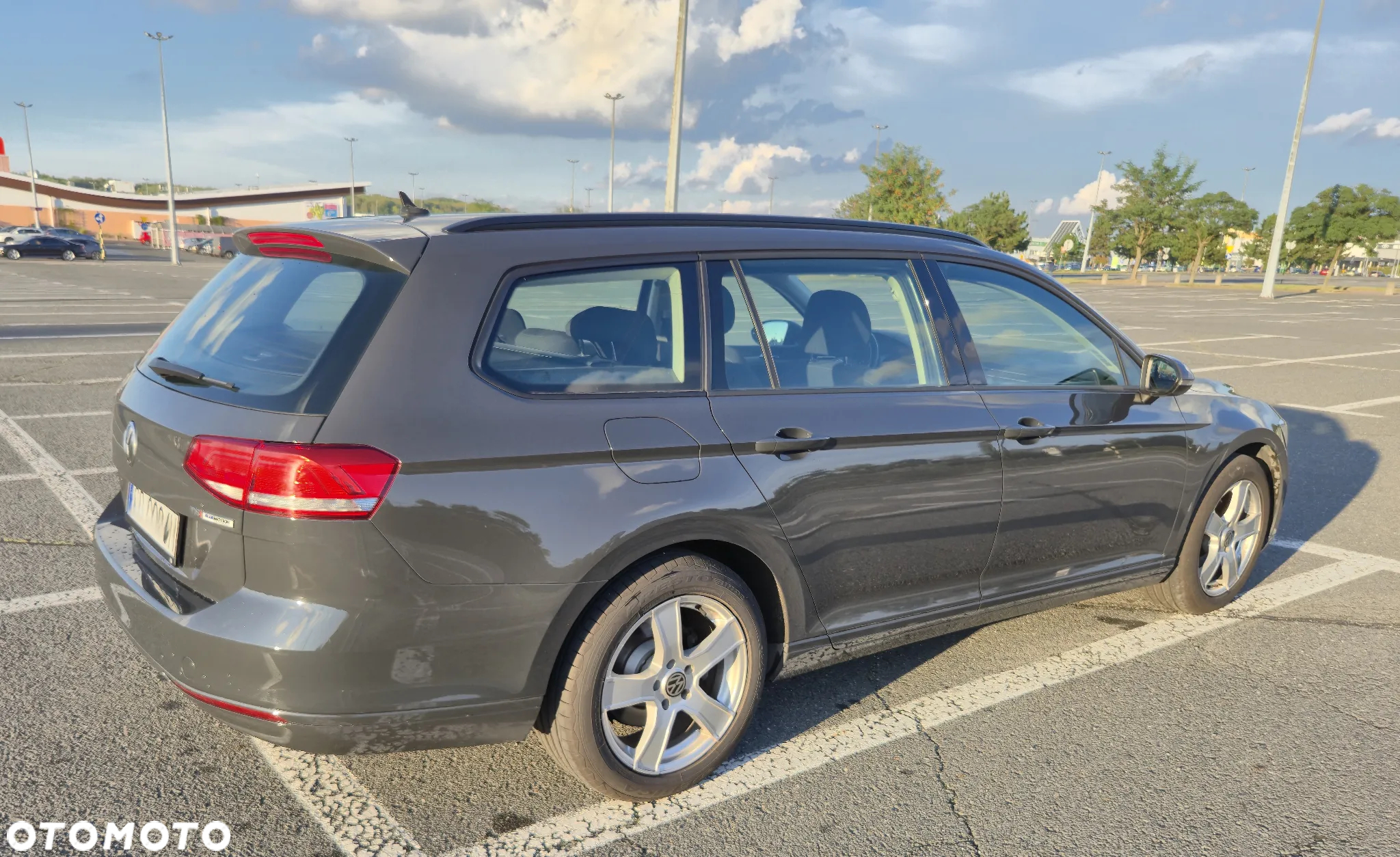 Volkswagen Passat 1.4 TSI BMT Trendline - 3
