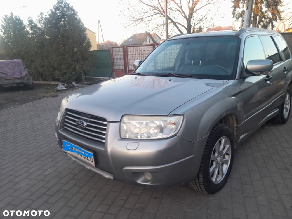 Subaru Forester 2.0 XA TRE - 3