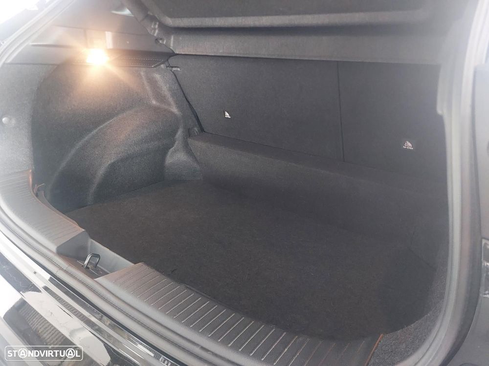 Nissan Qashqai 1.3 DIG-T N-Connecta - 44