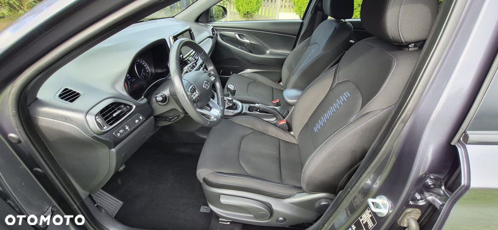 Hyundai i30 1.0 T-GDI YES - 10