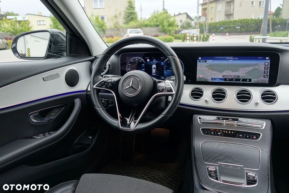 Mercedes-Benz Klasa E 220 d 4-Matic Avantgarde - 13