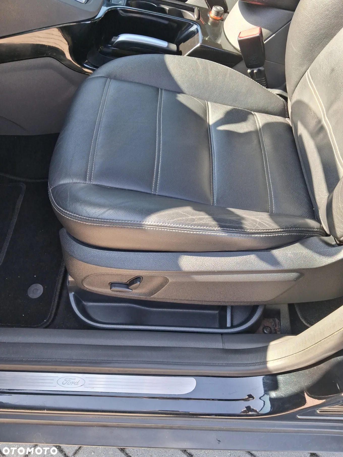 Ford Kuga 2.0 TDCi 4x4 Titanium - 13
