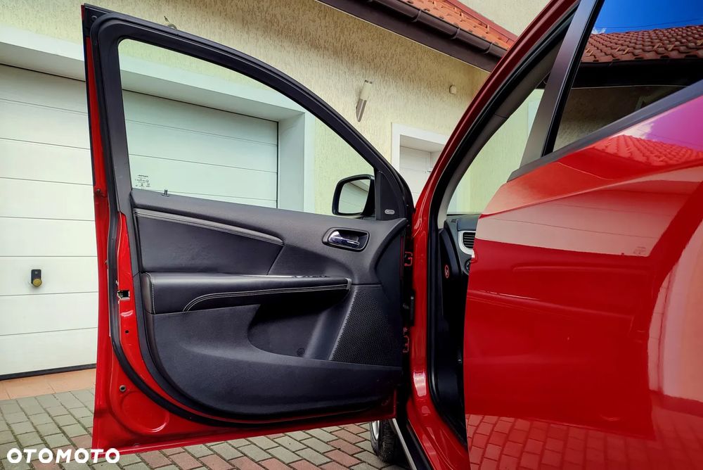 Fiat Freemont 2.0 Multijet Lounge AWD - 19