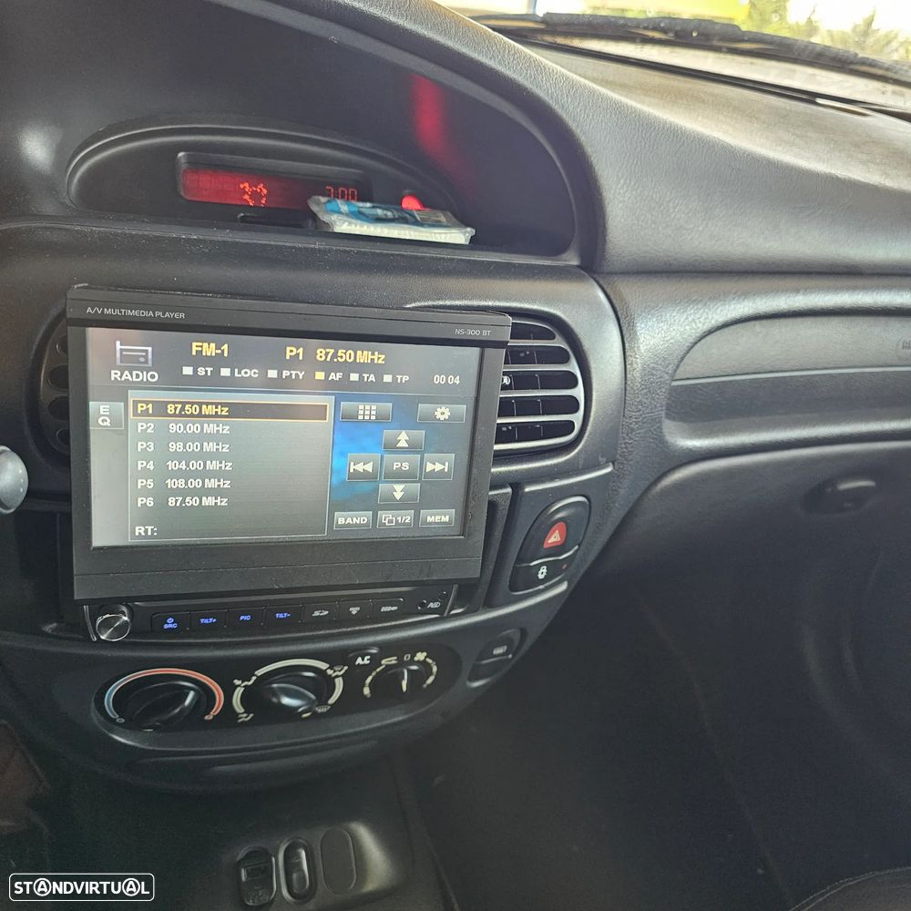 Renault Mégane Cabrio ver-1-4-16v-privil-ge - 27