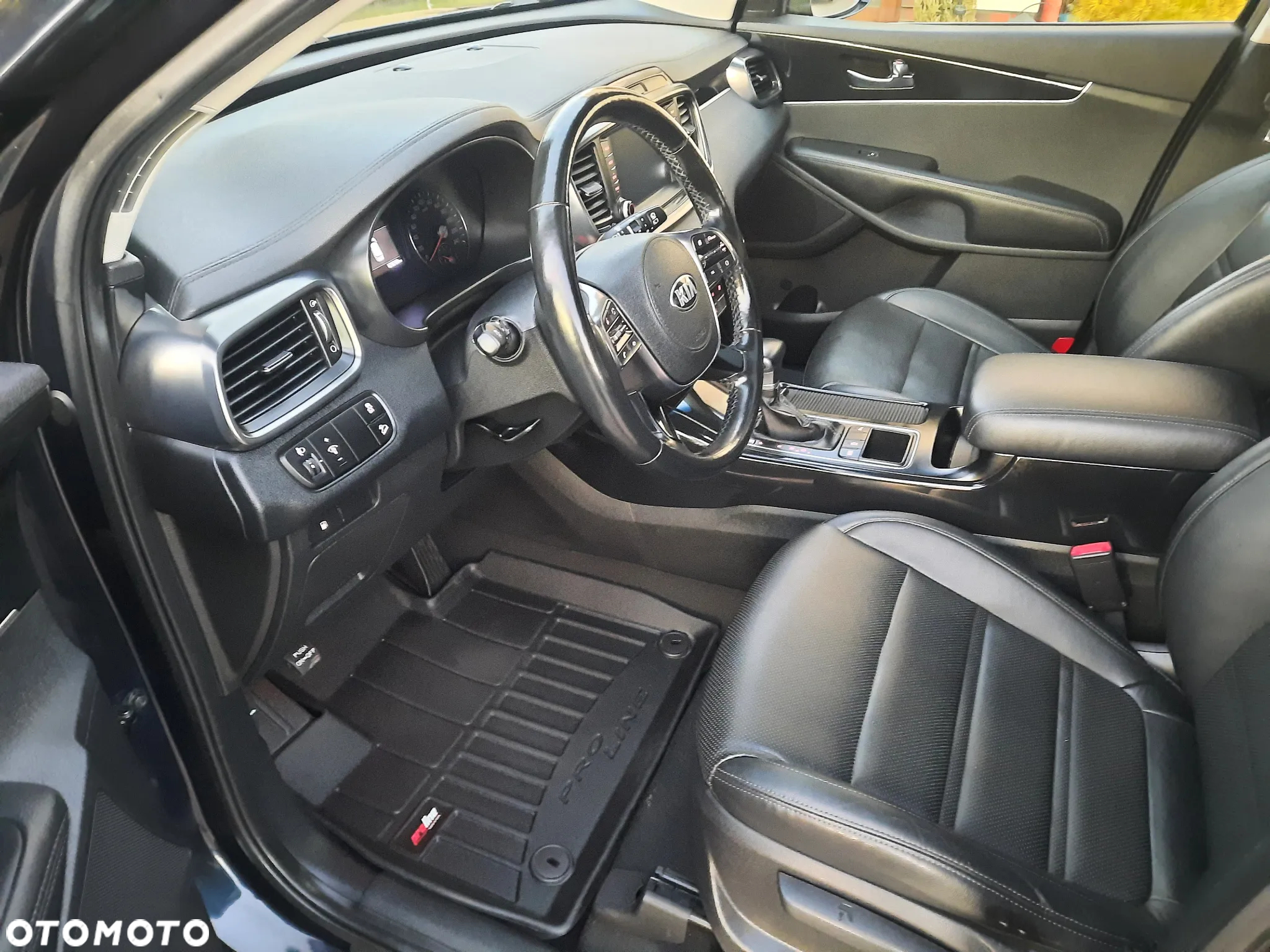 Kia Sorento - 26
