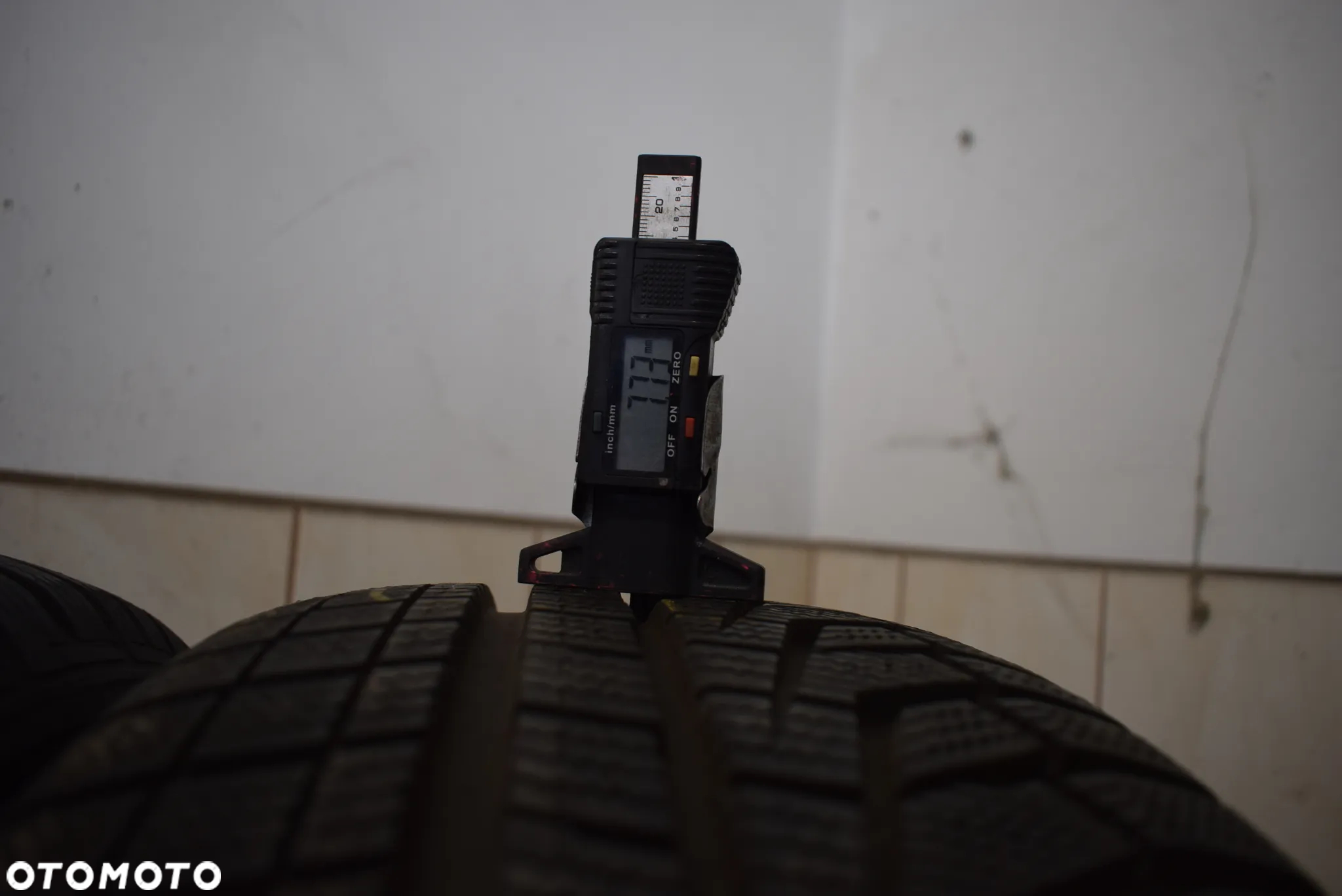 R17 235/65 Hankook Winter I*cept evo 2 SUV Cena za parę - 4