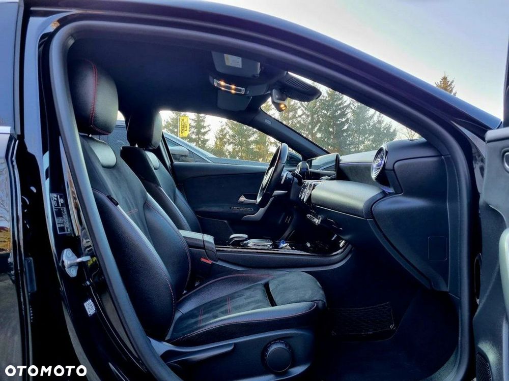 Mercedes-Benz Klasa A 220 4Matic 7G-DCT AMG Line - 13