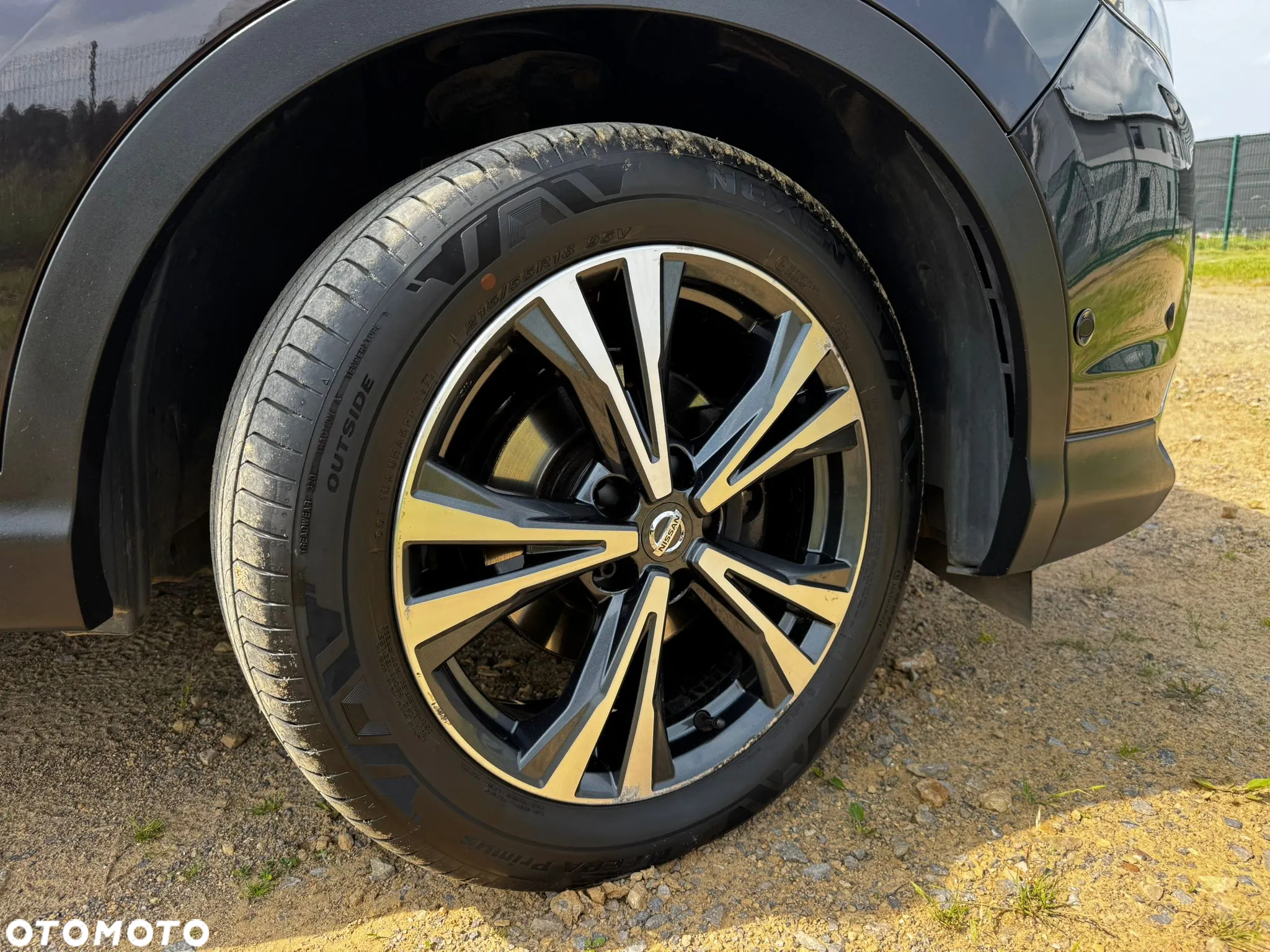 Nissan Qashqai 1.6 DCi N-Connecta Xtronic - 8