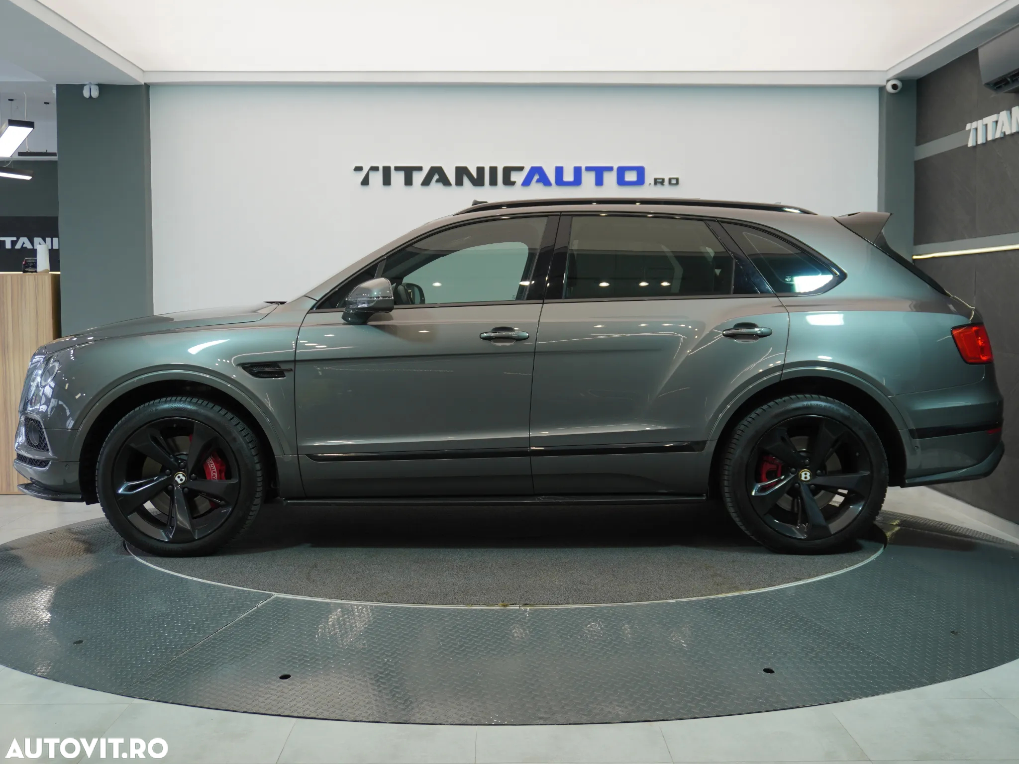 Bentley Bentayga - 5