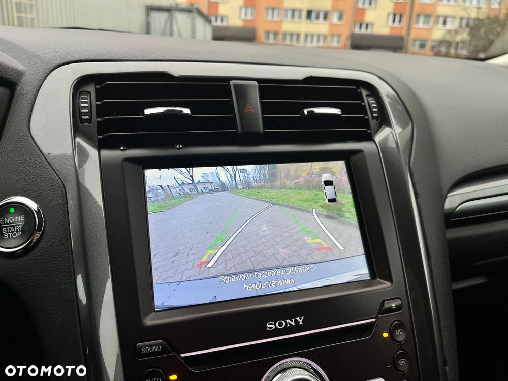 Ford Mondeo 2.0 Hybrid Titanium - 30