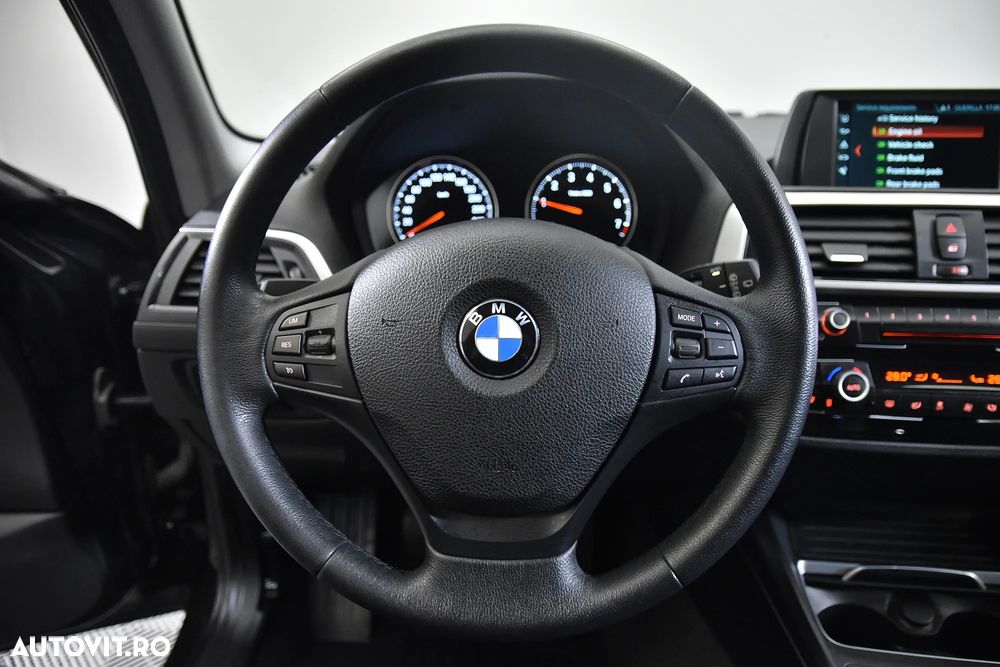 BMW Seria 1 118i - 17