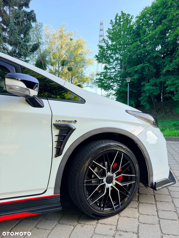 Toyota Prius 1.8 HSD Premium - 7
