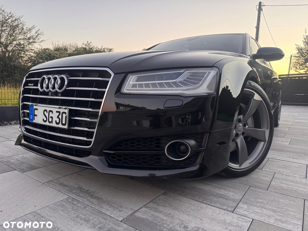 Audi A8 2016 photo 4