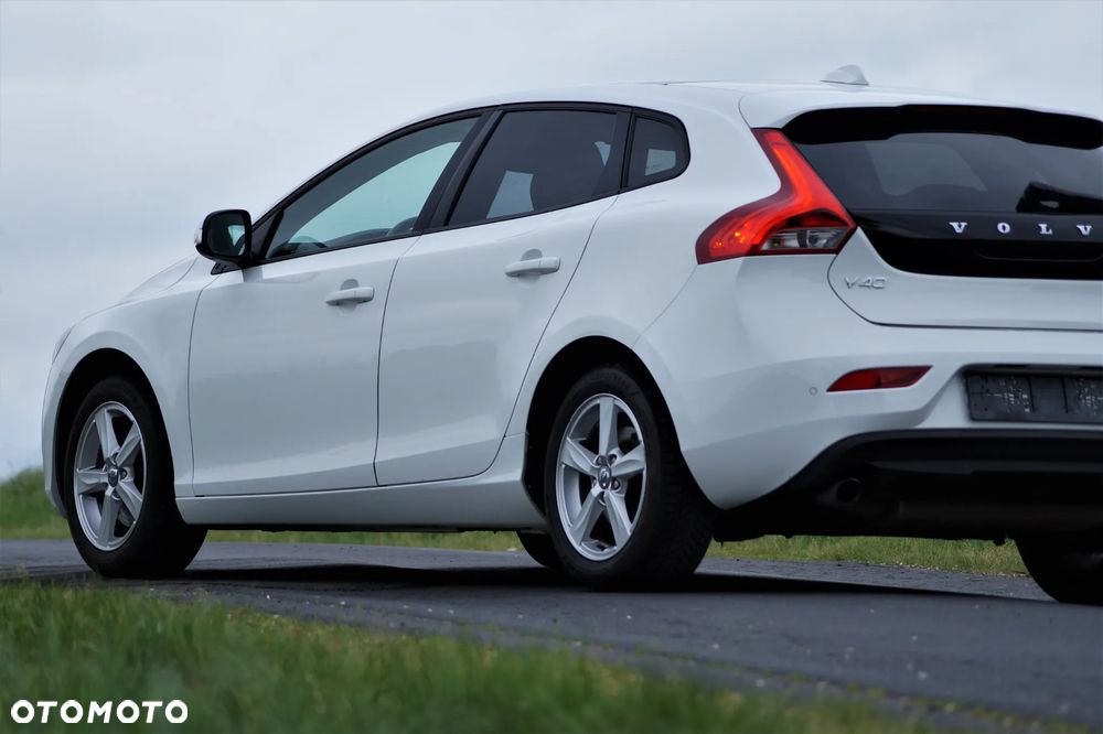Volvo V40 - 11