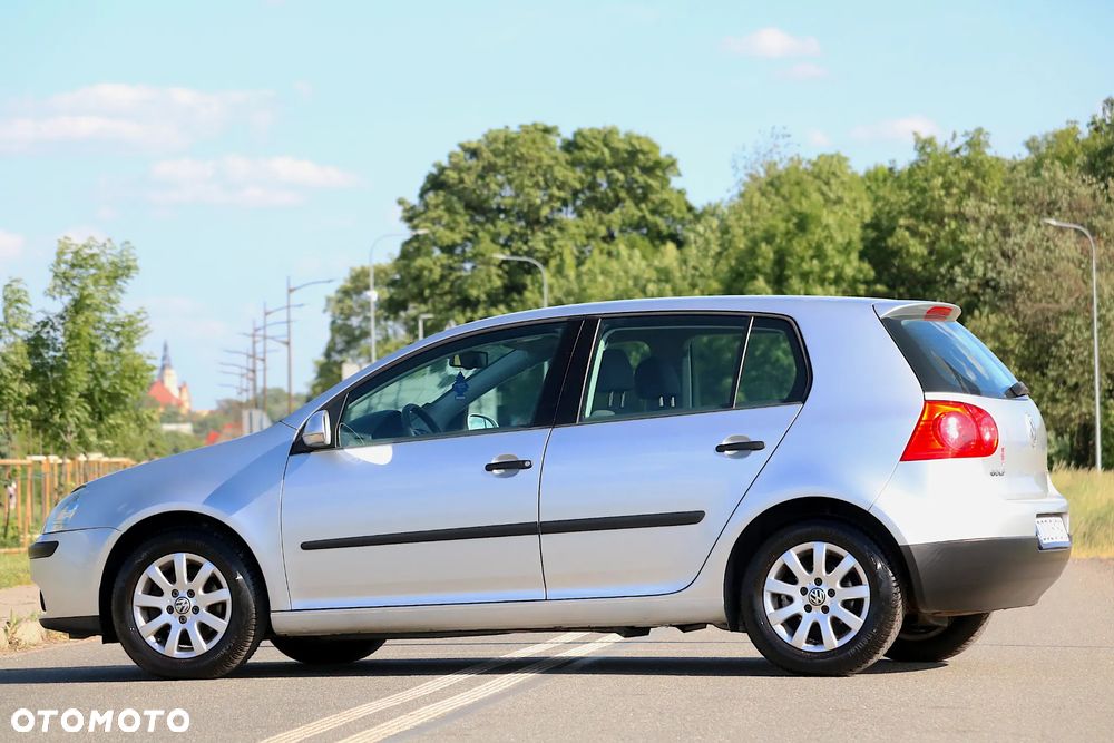 Volkswagen Golf 1.6 Trendline - 12