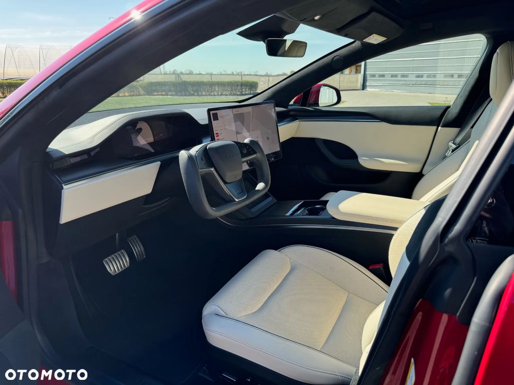 Tesla Model S Plaid - 36