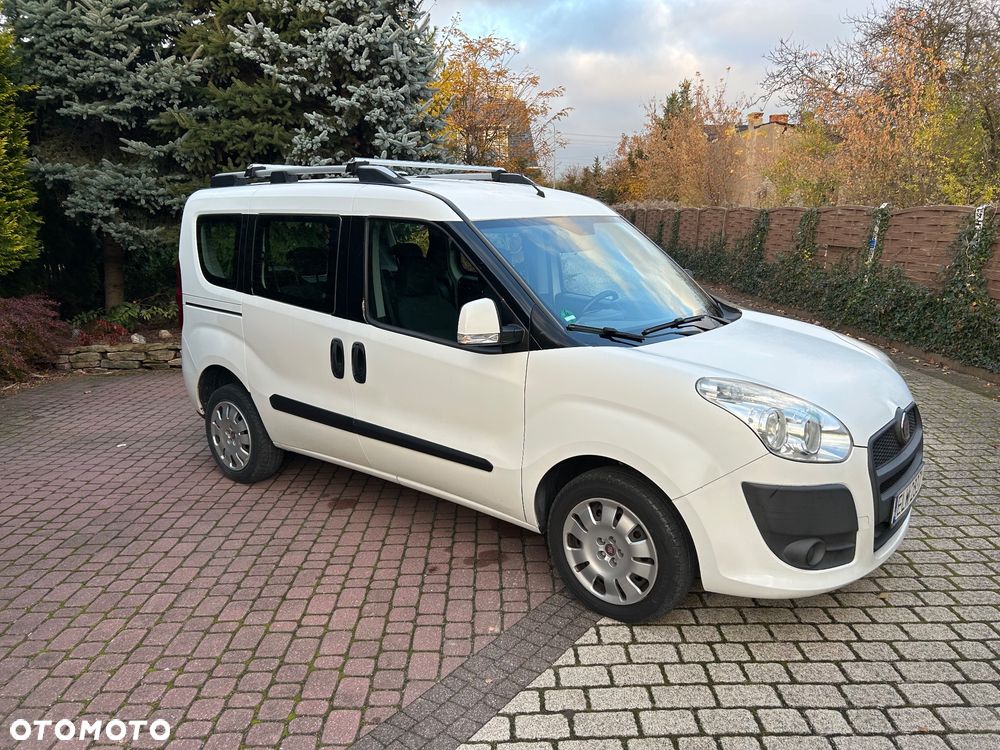 Fiat Doblo 2011 photo 5