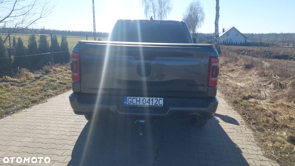 RAM 1500 5.7 Crew Cab Laramie - 6