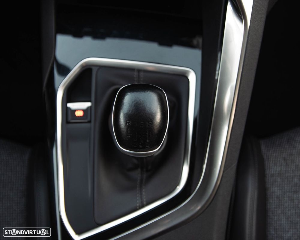 Peugeot 3008 1.5 BlueHDi Allure Pack - 29