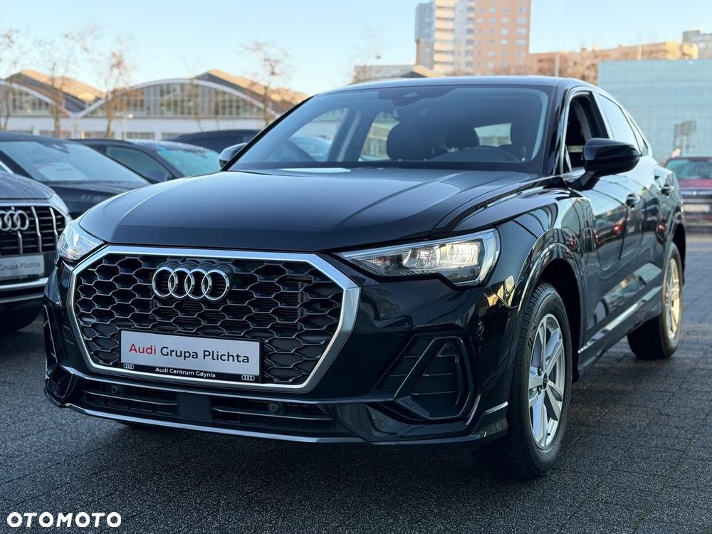 Audi Q3 Sportback - 9