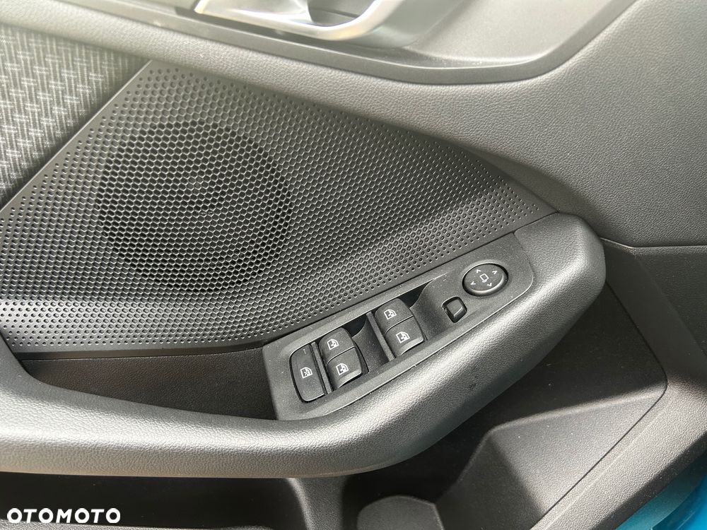 BMW Seria 1 118i Advantage - 28